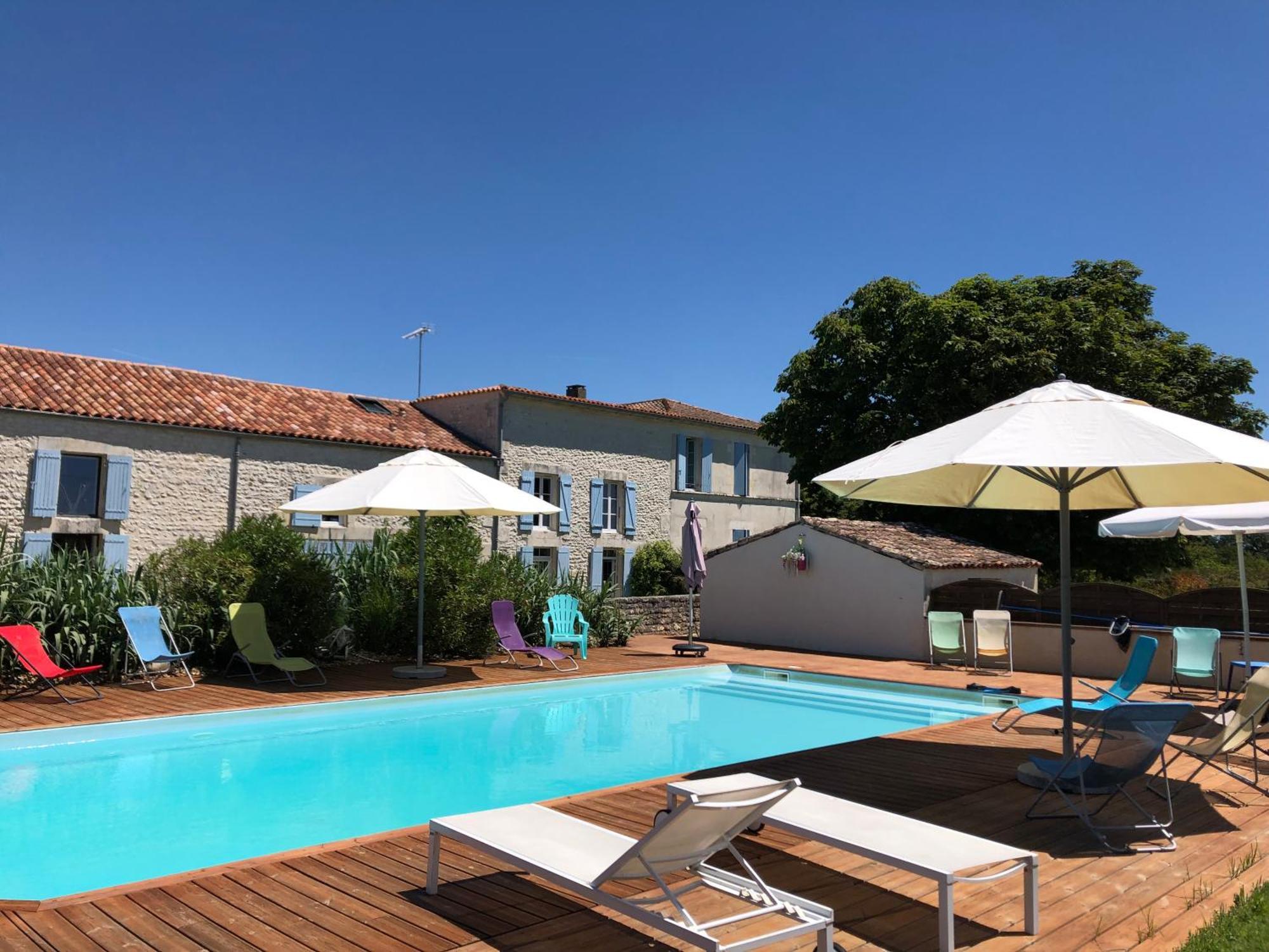 Penzion Le Domaine Des Aguins Saujon Exteriér fotografie