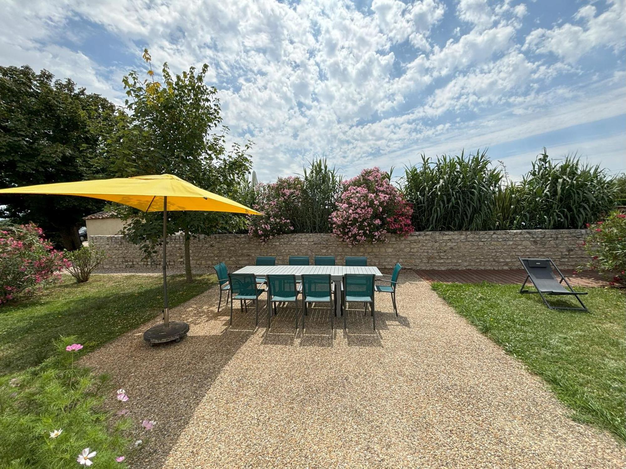 Penzion Le Domaine Des Aguins Saujon Exteriér fotografie